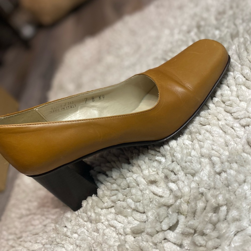 Vintage COACH Camel Nance Calf shoes - Picture 3 of 16